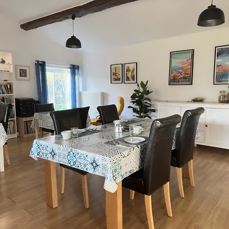 Les Deux Chevaux D'hotes Frühstückspension