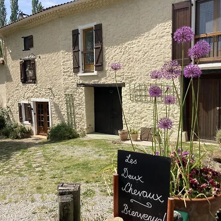 Bed & Breakfast Les Deux Chevaux D'hotes Rouvenac