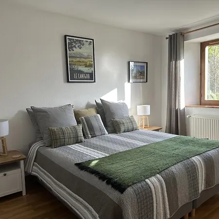 Les Deux Chevaux D'hotes